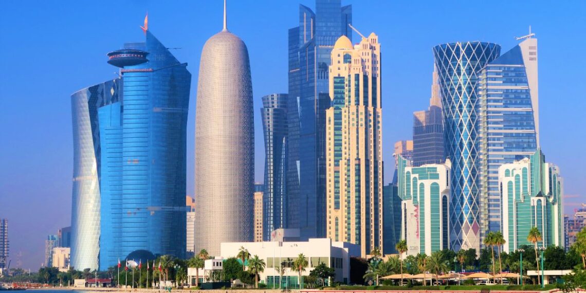 Qatar's Ministry Slashes Service Fees to Boost Economic Growth