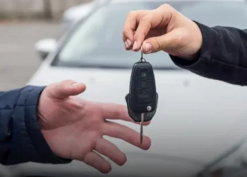 Buy the Cheapest Old Car in Qatar Online